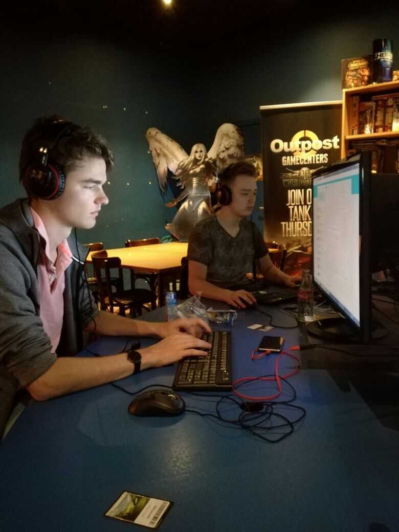 ToxicFalcons's tweet photo. Last weekend we had an awesome bootcamp in Antwerpen with some of our members! #TFBOOTCAMP #TFWIN https://t.co/topckKss4R
