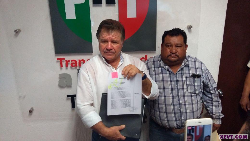 NachoRios1's tweet photo. No quiero esperar la sentencia (de la expulsión). No quiero ser rehen del PRI, dice @Cuco_Rovirosa en vispera de presentar su renuncia https://t.co/lB8kOqq4Xh
