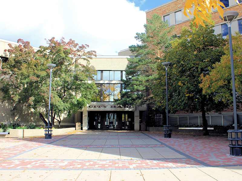 Closures and Schedule Changes in Saskatoon for Labour Day dlvr.it/PkktzK https://t.co/b2o8wVs8Mu