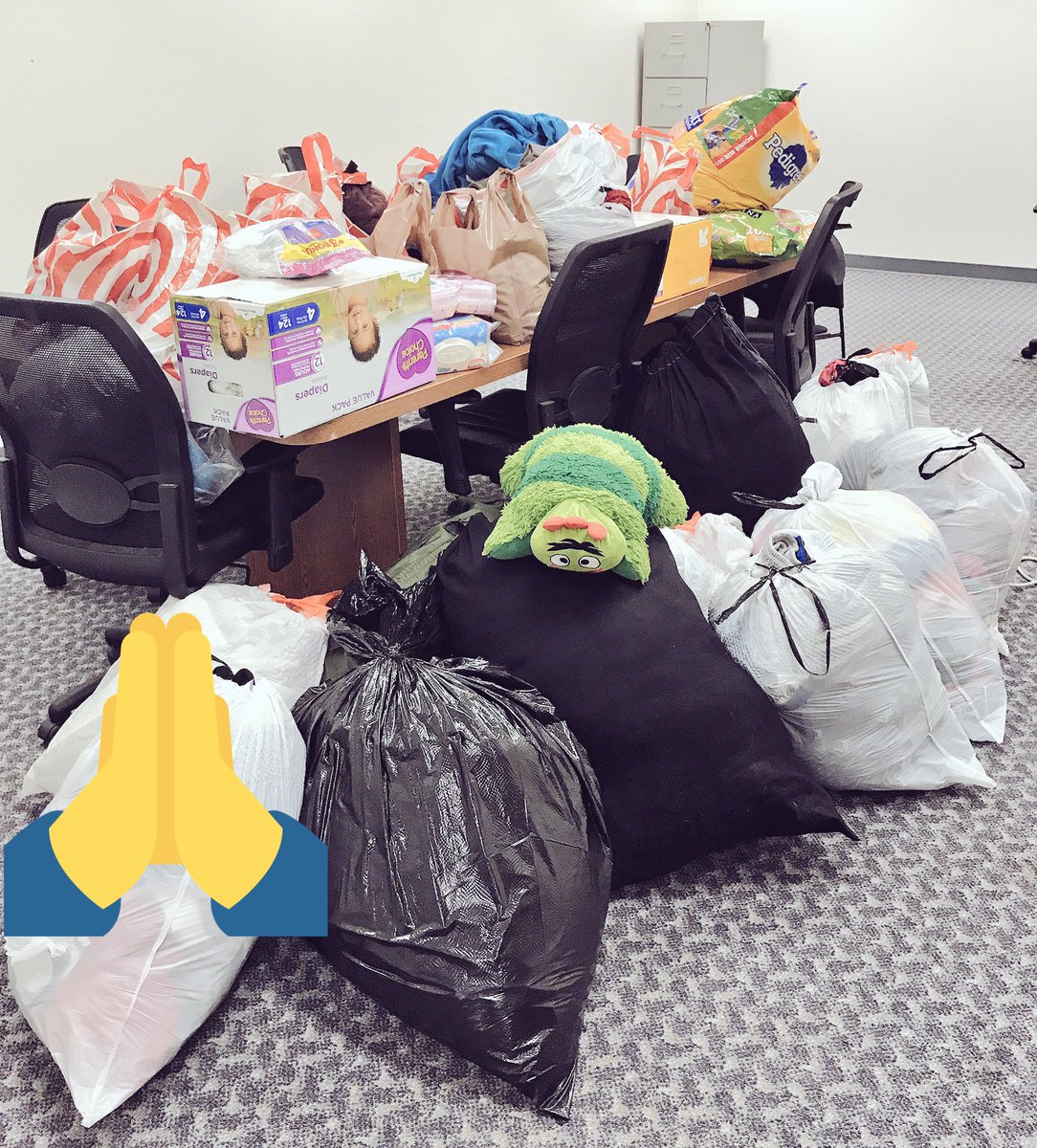 Jmaldon035's tweet photo. Yesterday we celebrated, Learned, inspired, but most importantly the IEE came together to help those in need #IEbeast #ICexellence #SWisbest https://t.co/4tWGVuyDN4