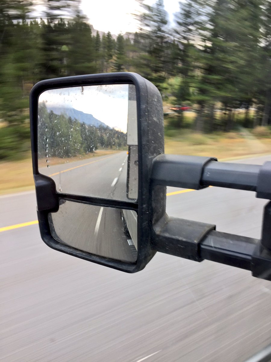 lanebar_t's tweet photo. The mountains are in the rear view @ArmstrongIPE @prorodeocanada thanks for the fun. #saskbound https://t.co/dEnTNkQOcn
