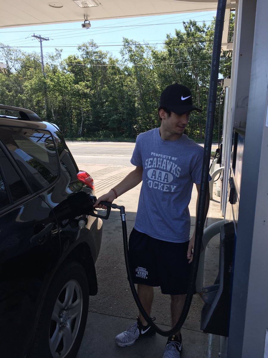 AustinRoy4's tweet photo. @taseahawksehl @TACapeCod @EHL_Hockey https://t.co/EA5E8ROxVO