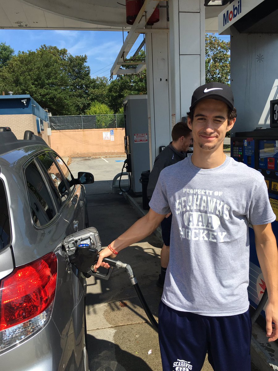 AustinRoy4's tweet photo. @taseahawksehl @TACapeCod @EHL_Hockey https://t.co/EA5E8ROxVO