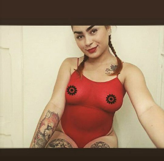 LeasherLab's tweet photo. Ready to see Rosita @iamroselomb ? You can follow her in @instagram and Facebook as Rose L. Enter now! @Chaturbate 😏 @bongacams 💋 https://t.co/LZqlVBfrQ7