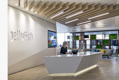 Bora_Co_'s tweet photo. We can't wait for you to see the gorgeous venue for #BreakOut2017 @JellyfishAgency in The Shard https://t.co/x61GamXvYZ #Onemonthtogo https://t.co/v72AOuLTLs