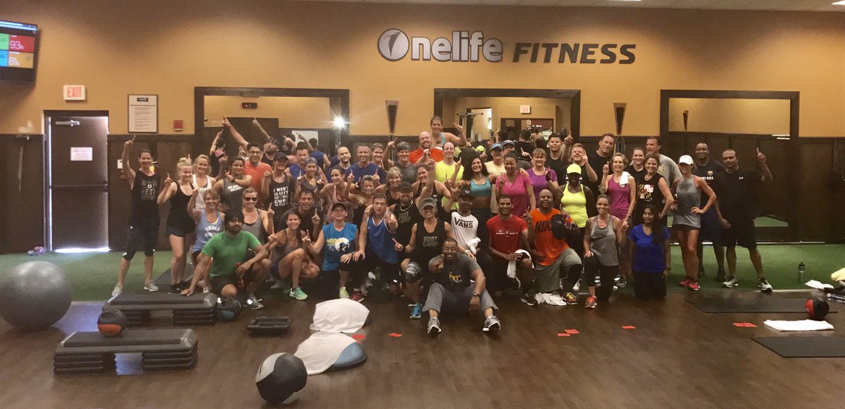 bennett4444's tweet photo. Thanks to these 50 people who keep me loving my job &amp; crushing their workouts! #ikillfatforaliving https://t.co/ipLGUXDR3G