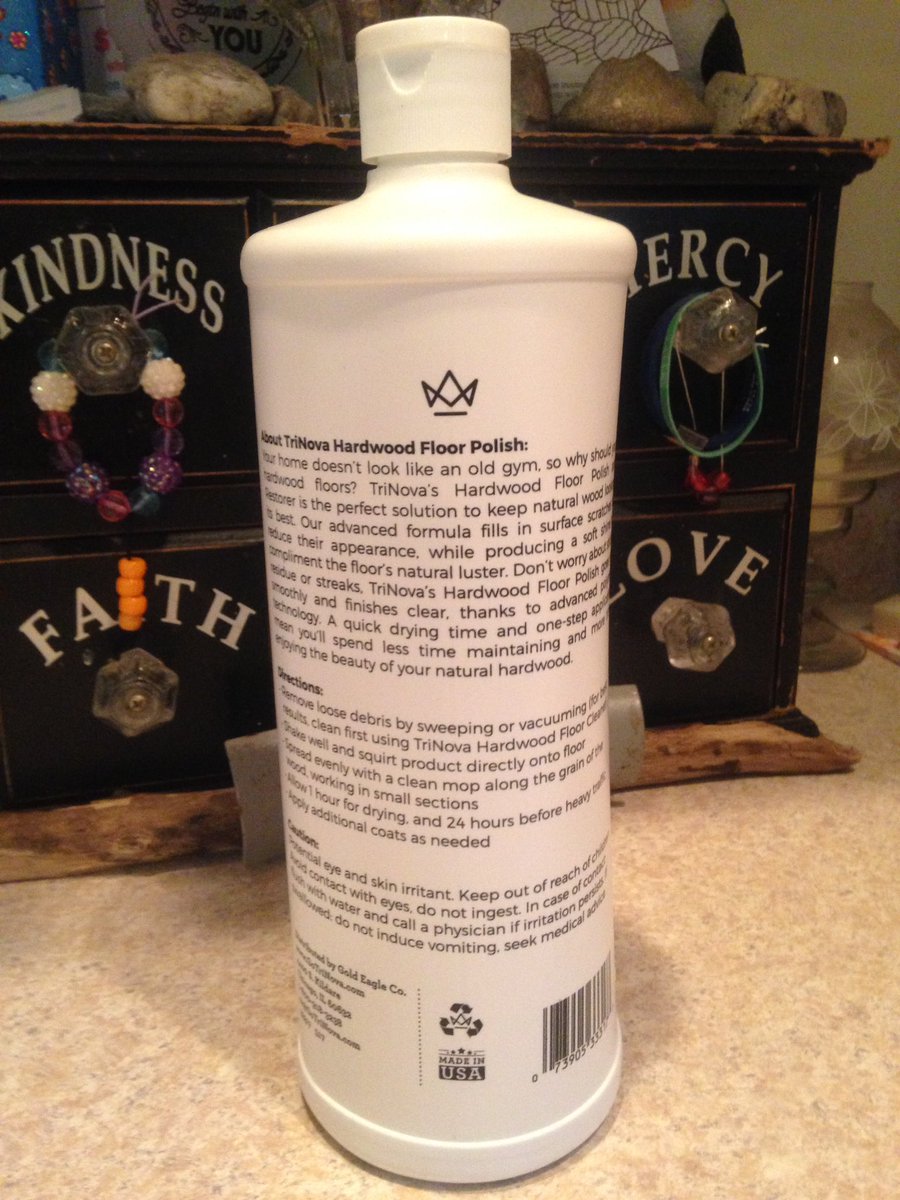 Inureyezicntsee's tweet photo. @GoTriNova this Hardwood Floor Polish has been amazing thank you for this sample #GoTriNova https://t.co/Qboo2xzNvh