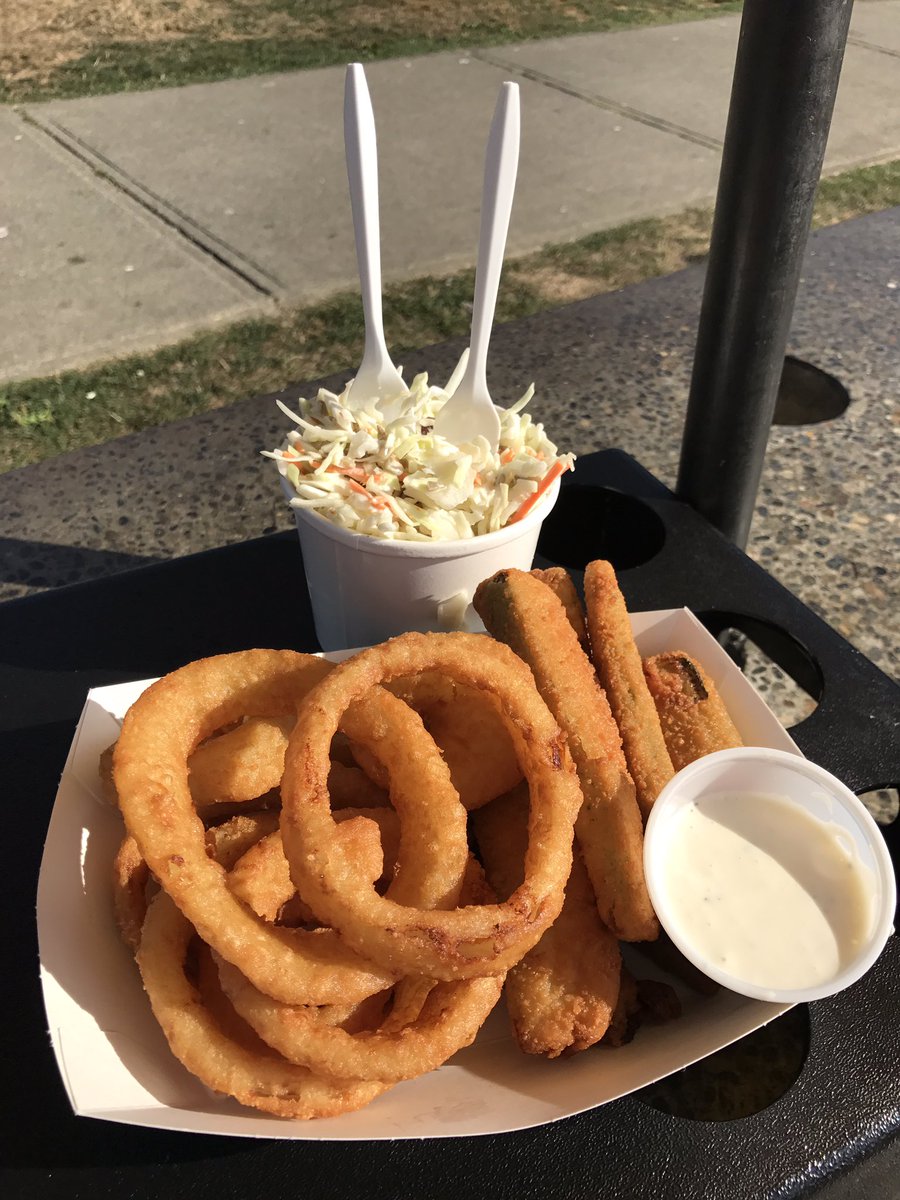 Ask our cashiers about our side dishes!! #onionrings #zoosticks #ranchdressing #coleslaw #yummy #pajos #hungry #happylabourday!