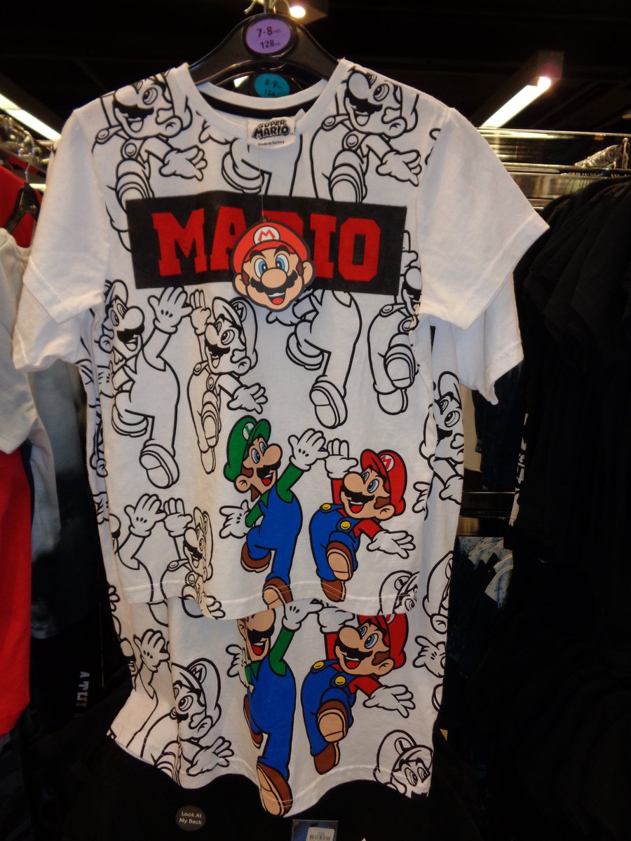 Satin_Splash's tweet photo. Too bad I don't have the right mindset to buy more #SuperMario clothing right now. Mainly it's still my age talking. #TooOldForNintendo https://t.co/NqlxrtTJqb
