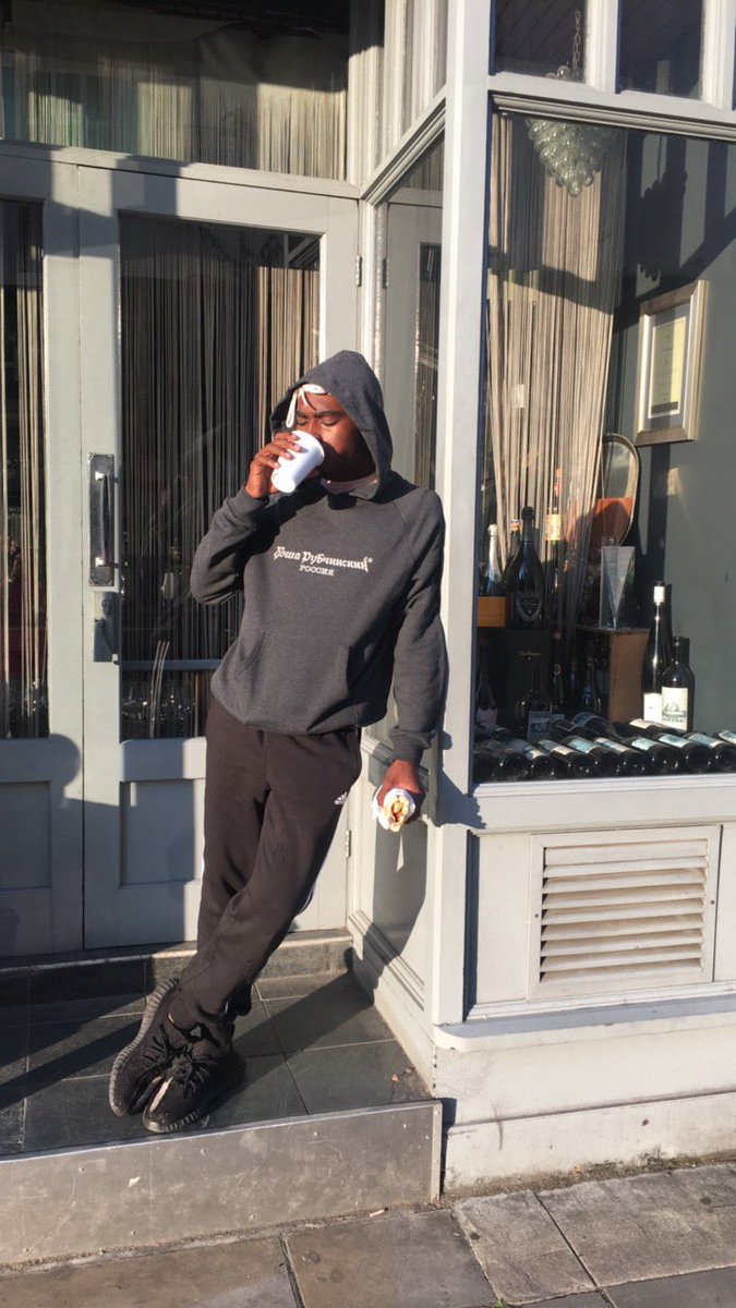 SosaSkylark's tweet photo. This week so far special thanks too @AlexSwainX for letting me preorder pair of season 3 pants. https://t.co/64bqAAGCZD