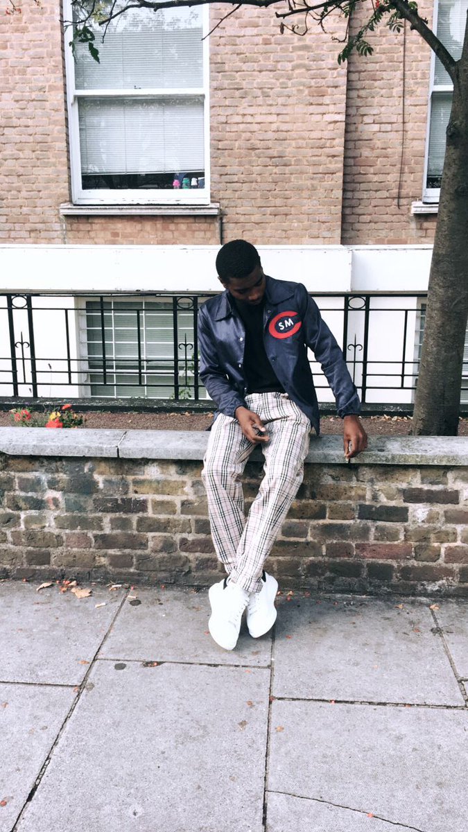 SosaSkylark's tweet photo. This week so far special thanks too @AlexSwainX for letting me preorder pair of season 3 pants. https://t.co/64bqAAGCZD