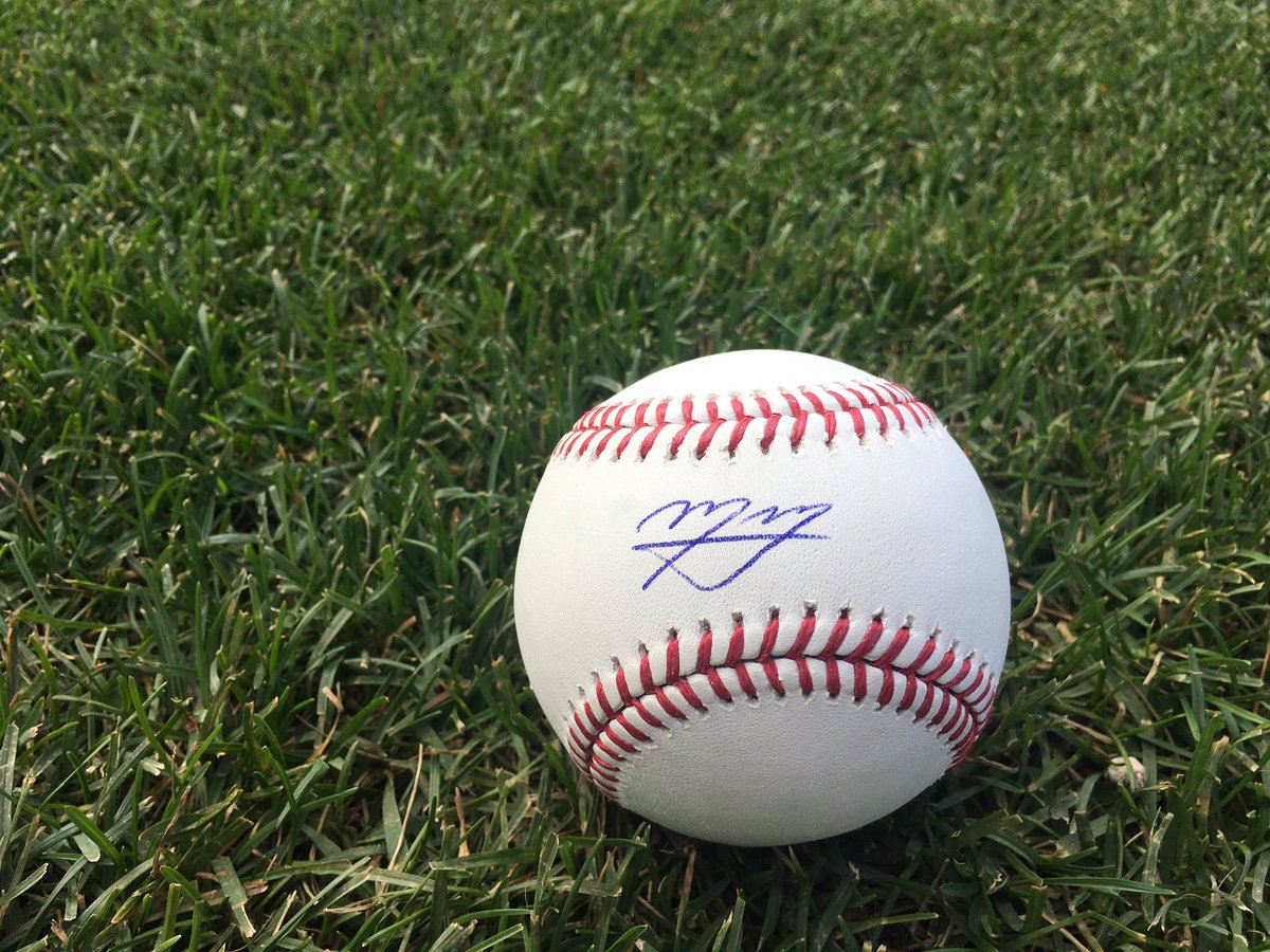 Orioles's tweet image. Yesterday, Manny Machado was named the AL Player of the Month for August. Retweet for a chance to win this autographed baseball! #Birdland