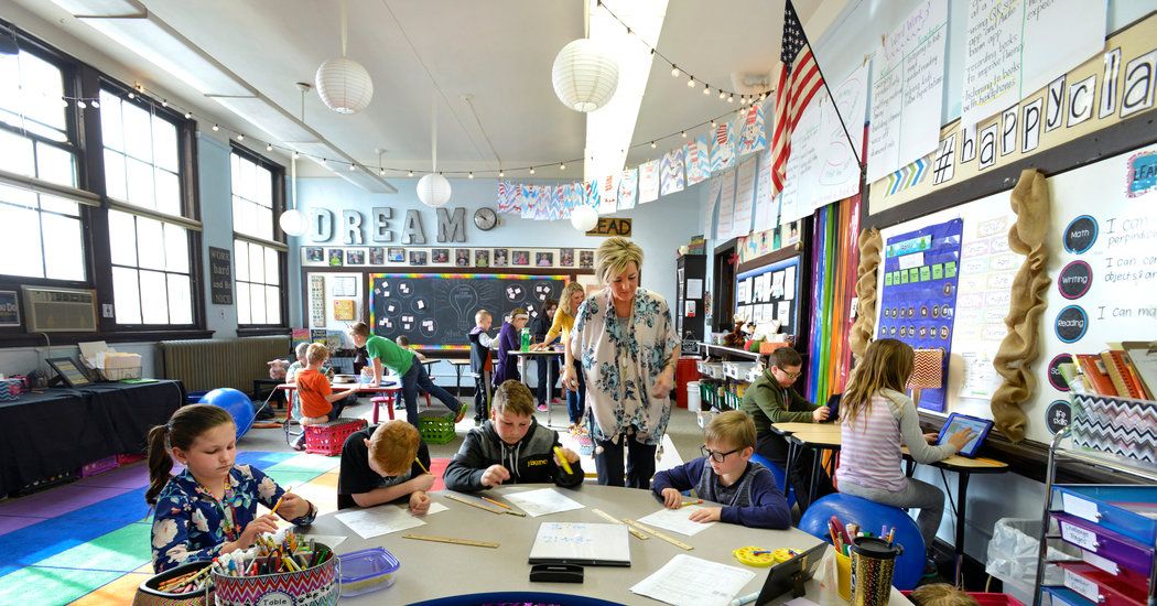 haroldlgardner's tweet image. #SiliconValley Courts Brand-Name #Teachers, Raising #EthicsIssues buff.ly/2eVdvPG #seesaw #socialmedia #personalbrand #education