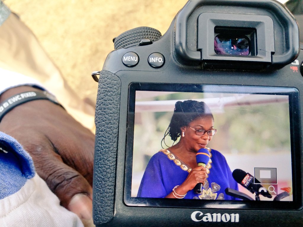 hyperactive_gh's tweet photo. Speaking now is Mrs. Betty Djokoto, the headmistress of Wesley Girls' High School (@GeyHeyOnline), Cape Coast.
#GGFS2017 @gfsghana https://t.co/MNYyjte5Is