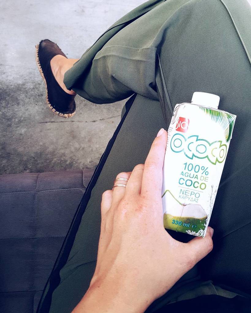 Amati_dessert's tweet photo. Settembre . Nuovi propositi . Motivazione . #acquadicocco 🌴🍏 .
.
.
.
.
.
#coconutwater #ococo #fitfam #instafitnes… https://t.co/LVGur0kgLt https://t.co/ptG6sFpdNc