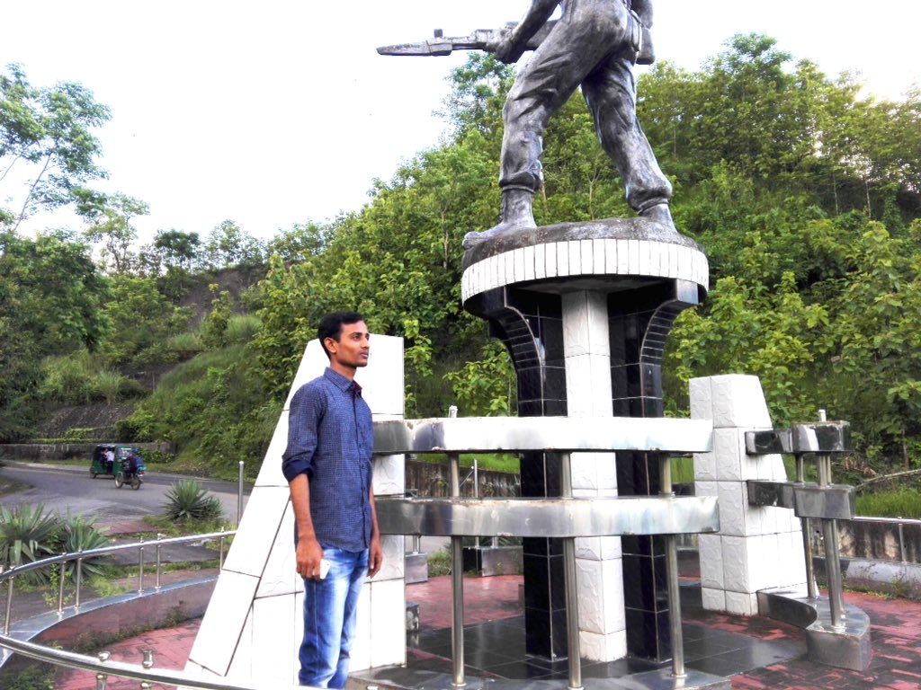 amitchowdhury86's tweet image. শহীদ আব্দুর রব স্মৃতি স্তম্ভ