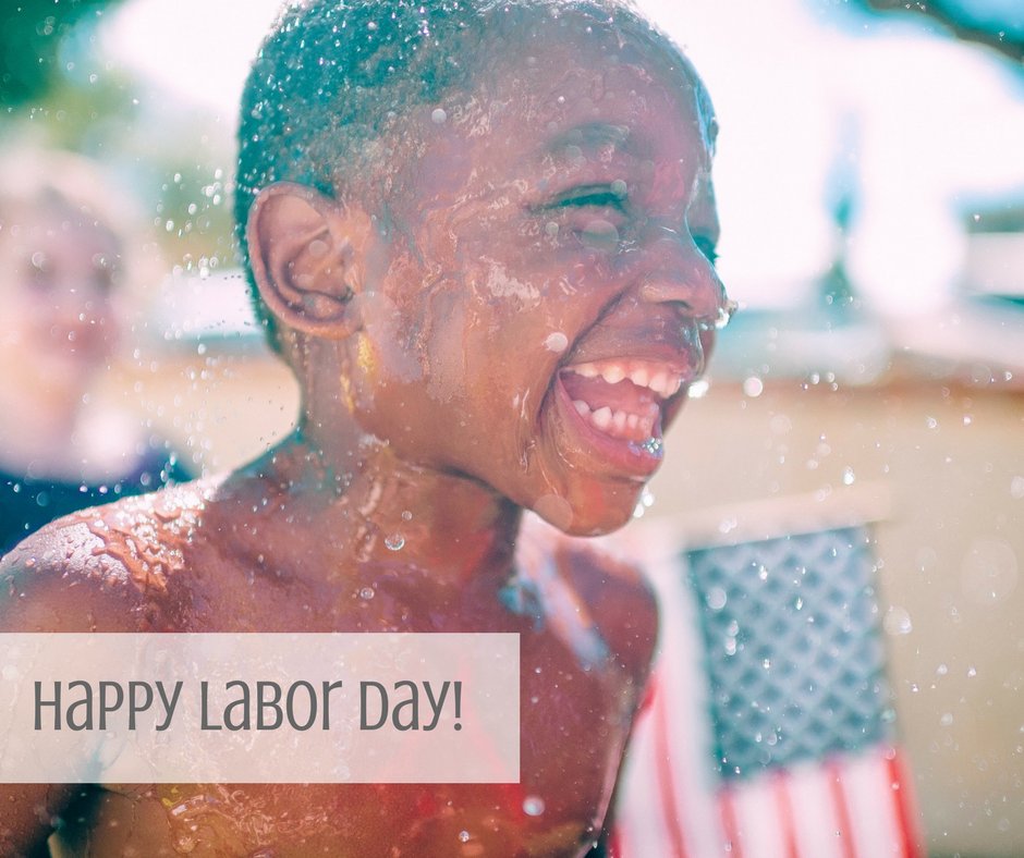 DoctorsComplete's tweet photo. #HappyLaborDay everyone! Make sure to lather on the sunscreen (for you and your baby) and stay hydrated! #lbd https://t.co/X4piKJ2wkm