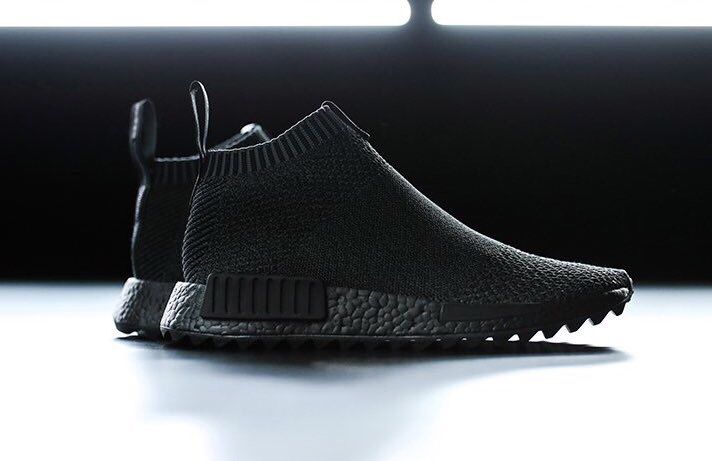 JustFreshKicks tweet picture