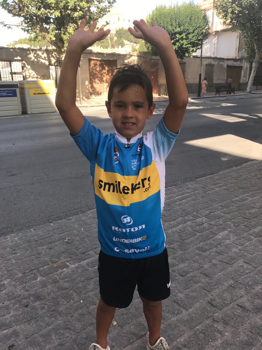 MVogel_altinv's tweet photo. Gran fan de la @FundacionSastre y @Carlos_Sastre @lavuelta https://t.co/xuuydaDQUr