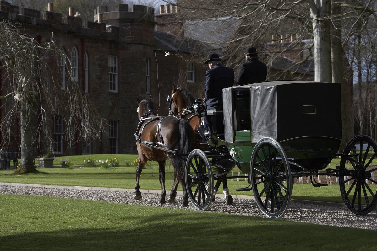 Fasque Castle tweet media