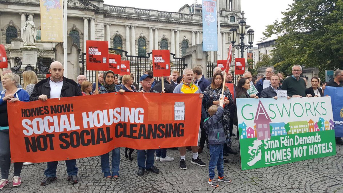 NolanDowneySF's tweet photo. Sinn Féin standing in solidarity with the market community at City Hall in their demand for social housing. #housesnothotels #housingnow https://t.co/62zUFweAg9