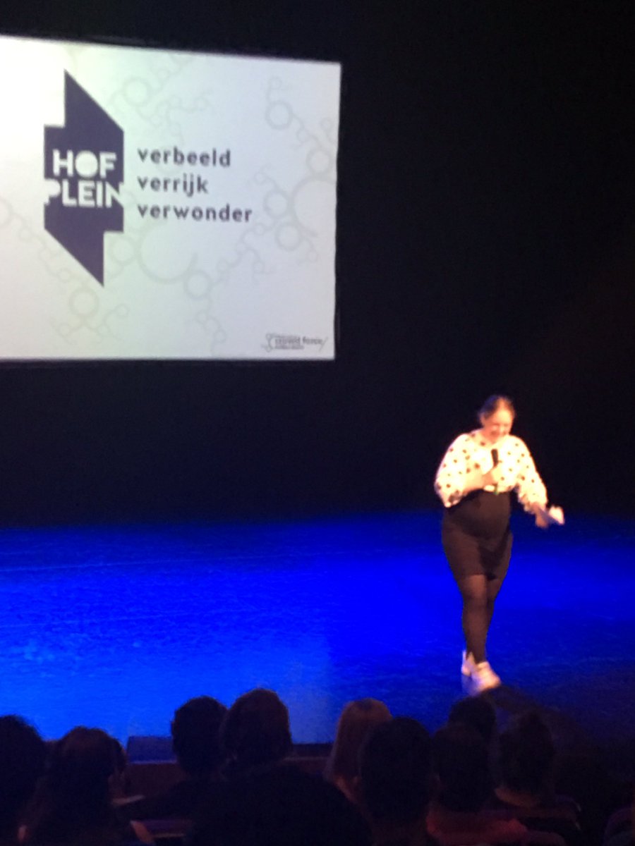 sanderdeiongh's tweet photo. #Rdamse Nieuwe #crowdforce met Siobhan Burger en Jan Peter Balkenende https://t.co/tzs9kmxQh5