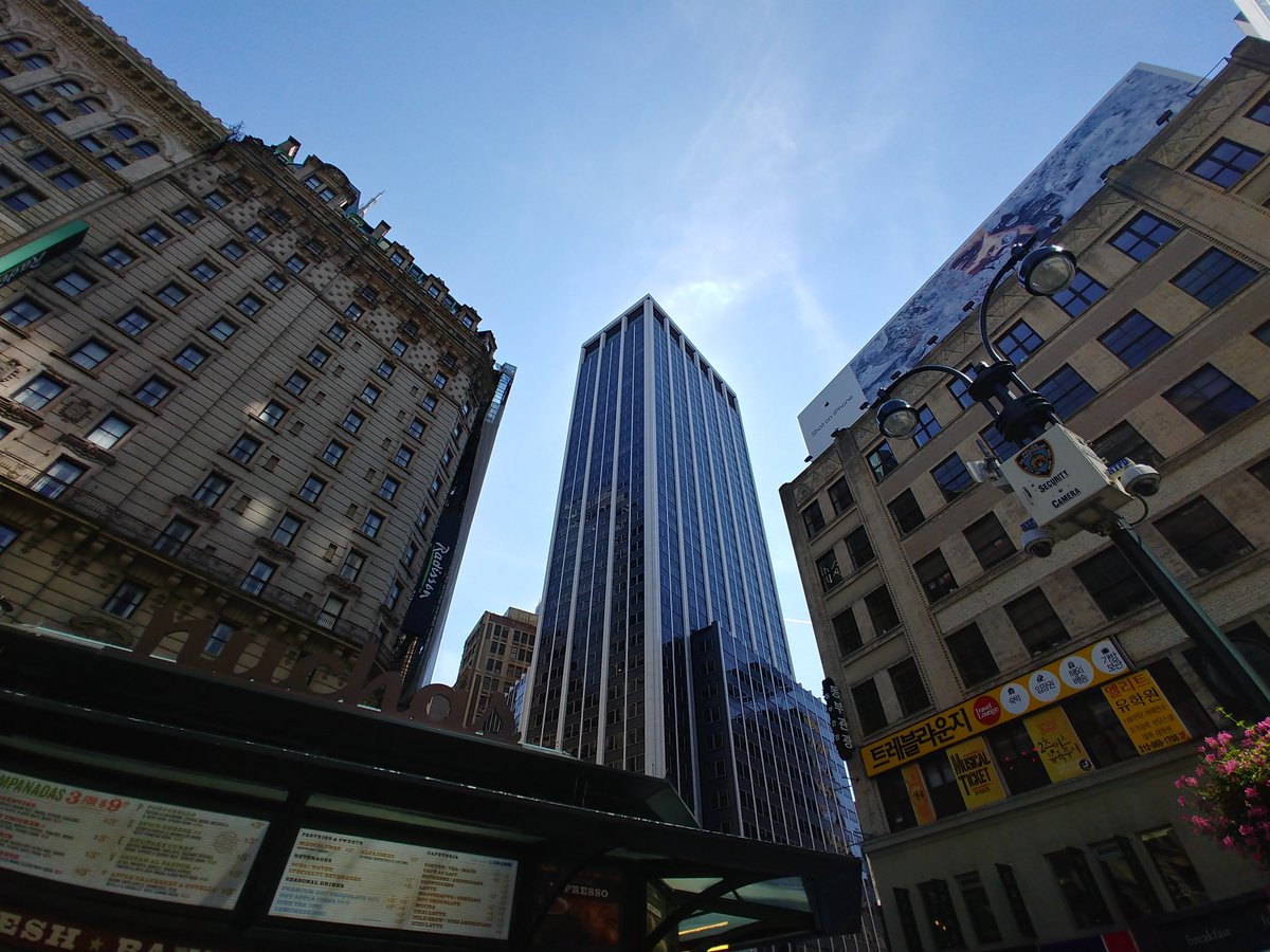 Prime examples of LG V30 standard camera vs wide angle camera