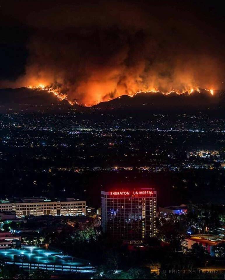 FunnerGoodman's tweet image. Nothing is more #funnercalifornia than Tiki Torches on a summer night! Be safe #Brushfire victims. Praying for your safety #firefighters too
