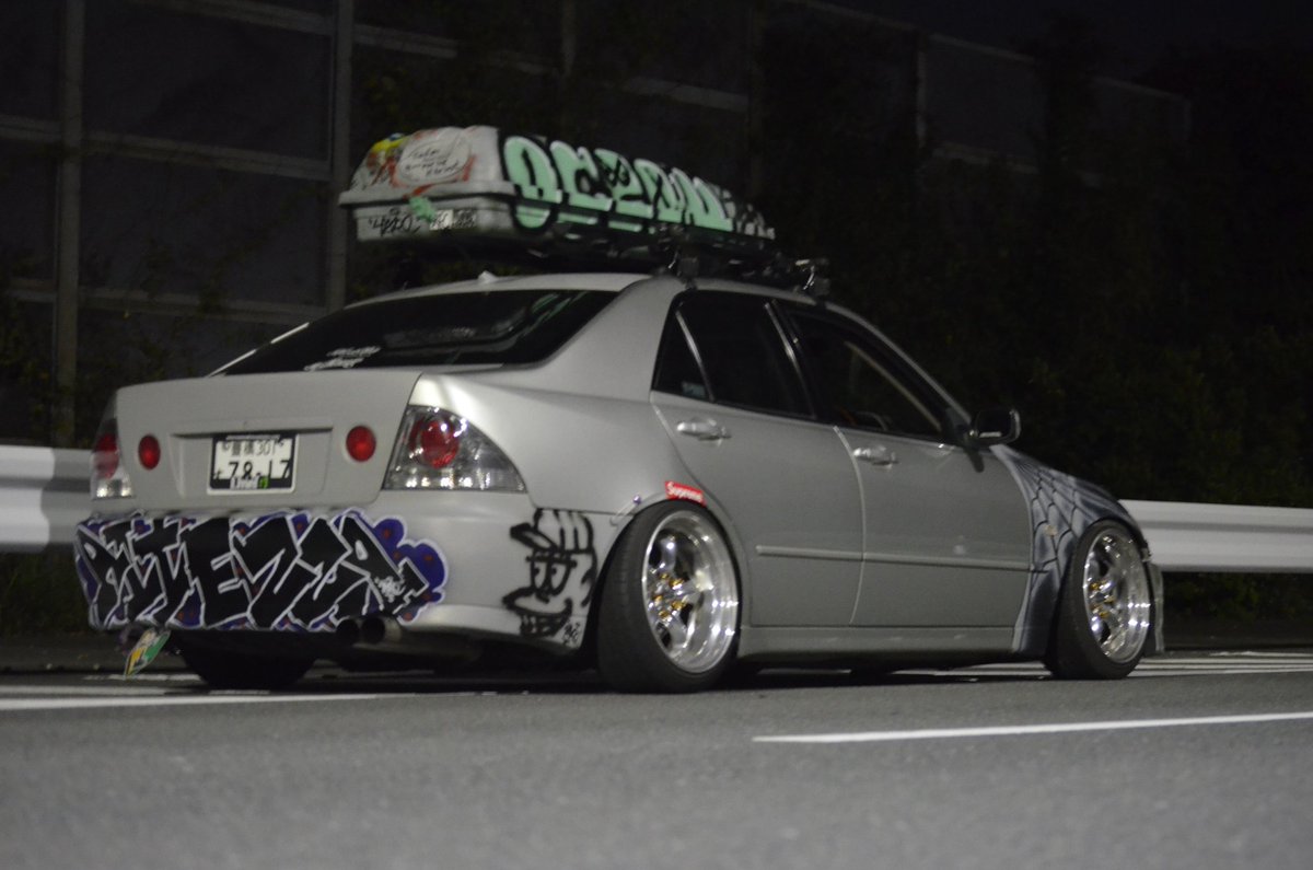 VqiSfC7wtX6b2Bf's tweet photo. #今宵も
#撮影する場所は大事
#Weekendkustomer
#wek
#toyota
#altezza
#streetcar
#tagging
#graffiti
#spray
#art
#ファインダー越しの私の世界
#ファインダー越しの自己満の世界 https://t.co/SILKN6sETs