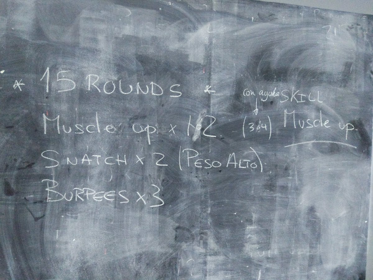 oscarpventura's tweet photo. Hoy en #CrossfitMálaga 15 rondas de dos de mis enemigos íntimos 😱 pero esto es #Crossfit! 💪🏋️😉 #StopExercisingStartTraining #NoPainNoGain https://t.co/OJ9trvCJKf