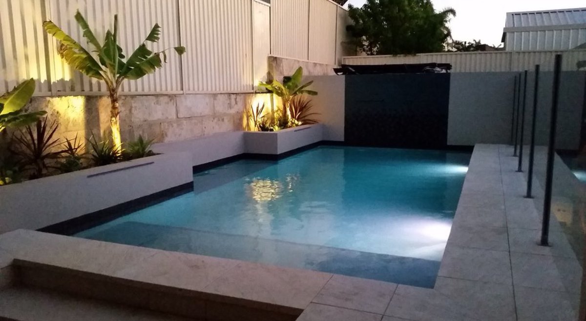 Decoorpic's tweet photo. مقاس مسبح خارجي
3,5*7,5 m
#Pool https://t.co/TlOw3U3Ybf