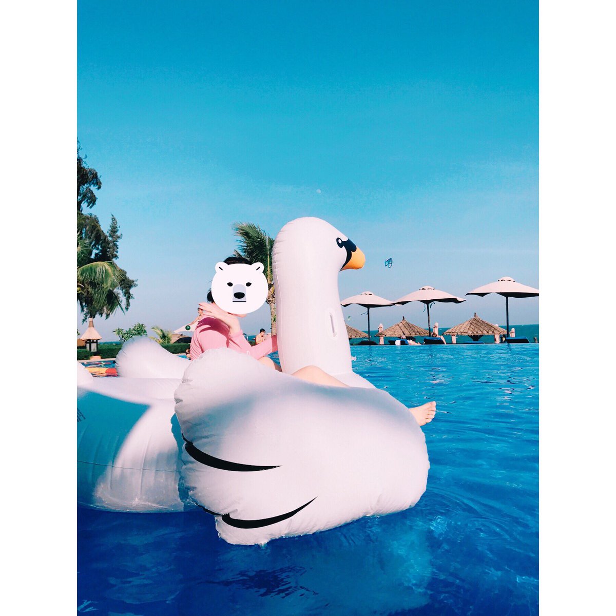 qleeeeeeee's tweet photo. #holiday  #Swimming #Vietnam https://t.co/Blg25KivI3