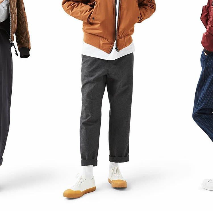 SurplusTrends's tweet photo. One of the must-have items for fall '17, the #gstarraw #chino 😍 https://t.co/E1XsM6Vi7D