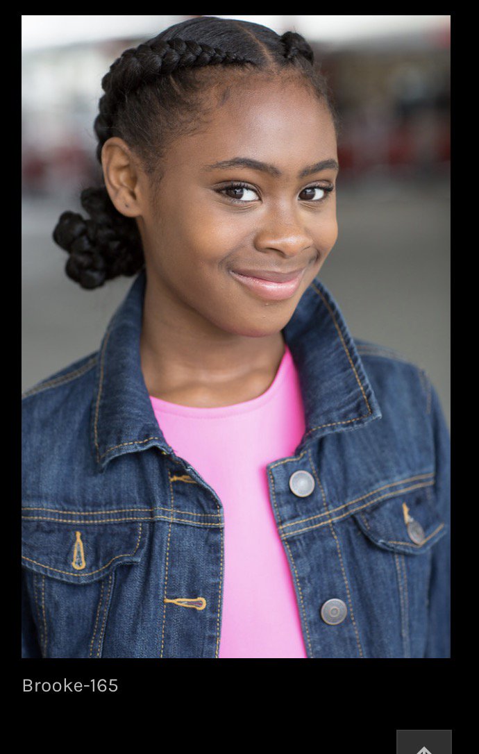 Miche1258's tweet photo. I love my new headshots! https://t.co/yS3LbtDaZl
