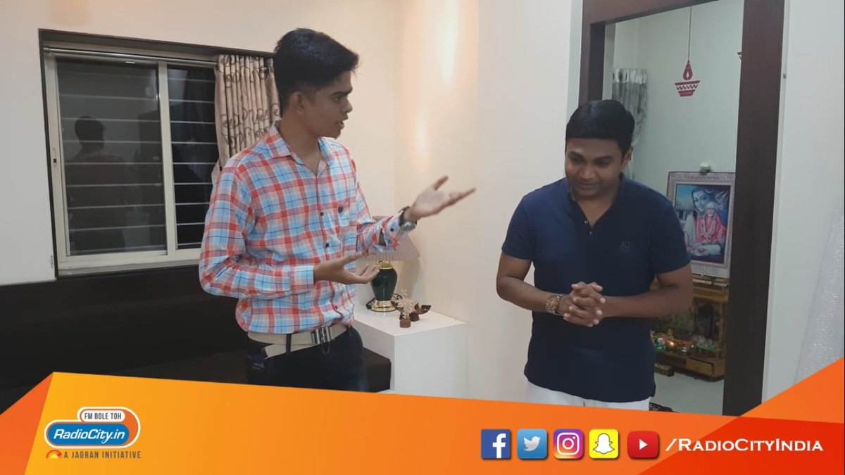 radiocityindia's tweet photo. आपल्या नगर च्या डॉ. पंकज मते यांच्या घरी बसलेला डिजिटल बाप्पा
@rj_ashutossh
#RadioCityAhmednagar #DigitalBappa
https://t.co/9lpDPVPdou https://t.co/XKjgukk1wX