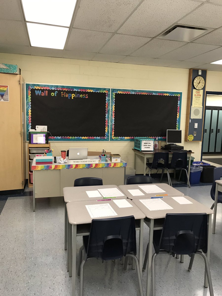 Miss_Westbury's tweet photo. Just need some awesome Gr 6 & 7 students to fill these seats. Can't wait for Day 1 of the 2017-2018 School Year! #GettingReadyForSept5 https://t.co/9fcLCzCYtg