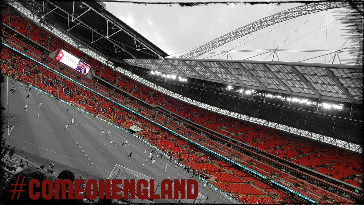 PetePhotograph's tweet photo. #comeonengland @wembleystadium #3lions #Wembley #England #ENGSVK #englandvsslovakia #photography #photo #photooftheday https://t.co/Zt8jTwXjcj
