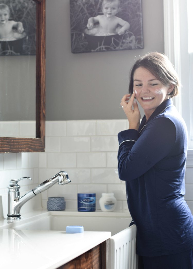 lovelyluckylife's tweet photo. grab my fave skincare picks, under $20 for all 4! 
---> https://t.co/tadkTkIH8m <---
#HydrateAndGlow #ad #skincareroutine #skincare https://t.co/S3u99XlfMg