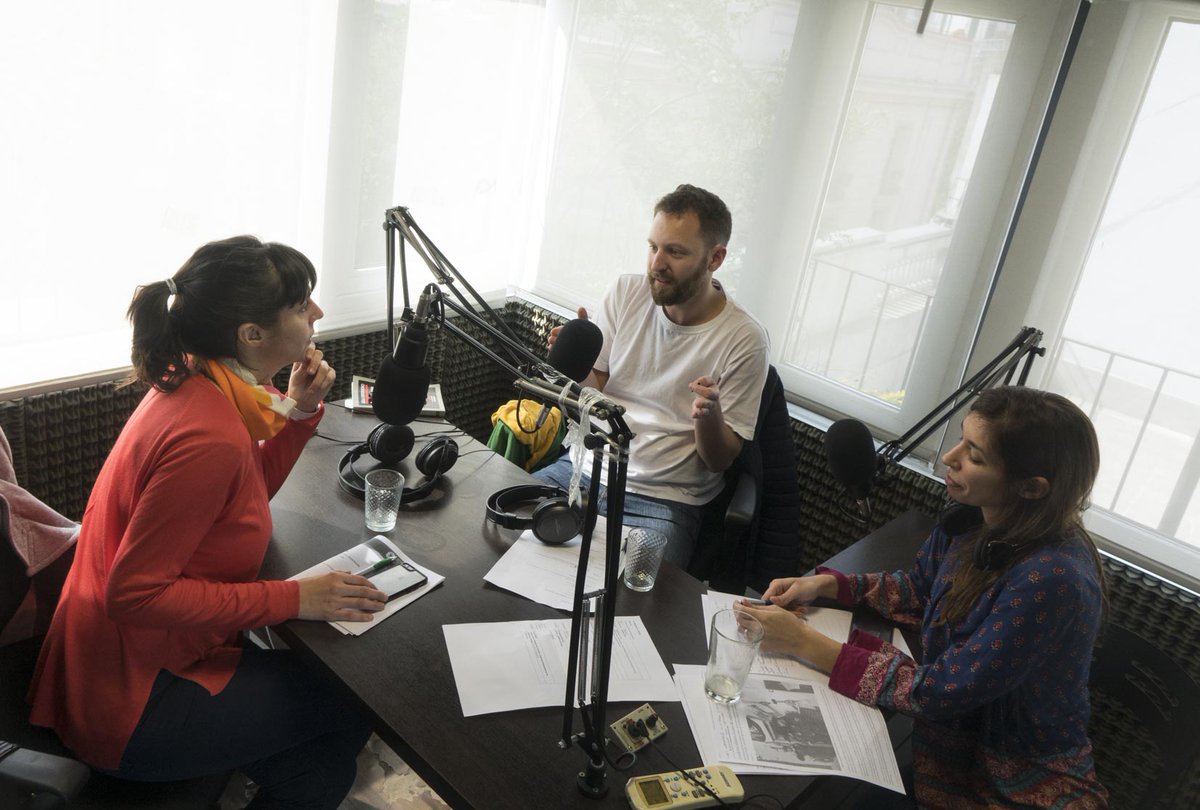 DerechoReves750's tweet photo. Compartimos la entrevista de anoche en #derechoreves a @MaleDerdoy de DOVIC sobre Acceso a la Justicia por @AM750 https://t.co/NptrvcXsEK https://t.co/mIXx55feaB
