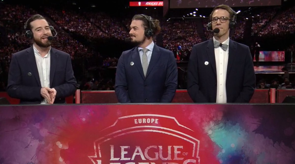 Karnagemvp's tweet photo. Faute de pas vous faire gagner de RP, j'ai 3 badges collectors "SMOrc" utilisés pour la Chinoiboutine pendant la finale LCS EU [RT+FOLLOW] 😱 https://t.co/NXMuVEGi8Y