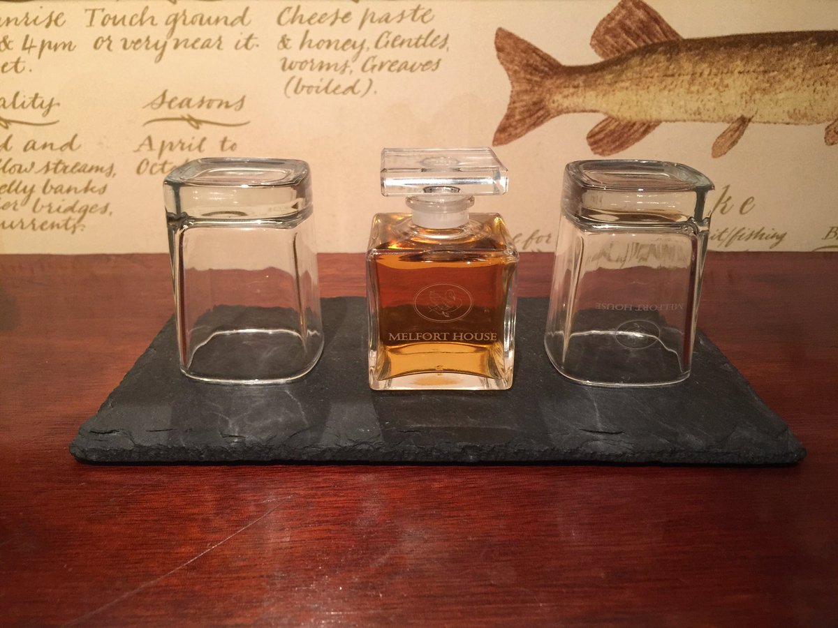 tuminds's tweet photo. Just arrived at the beautiful @MelfortHouse #Argyll. Welcome #whisky in the room #nicetouch https://t.co/mkVQJBOUup