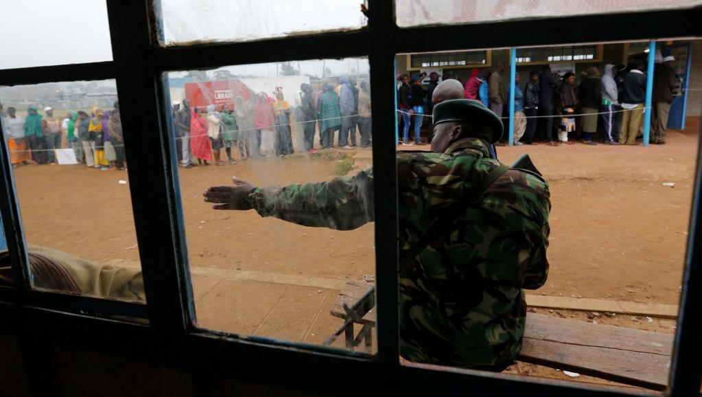 Kenya: nouvelle élection présidentielle le 17 octobre rfi.my/1dq6.t
