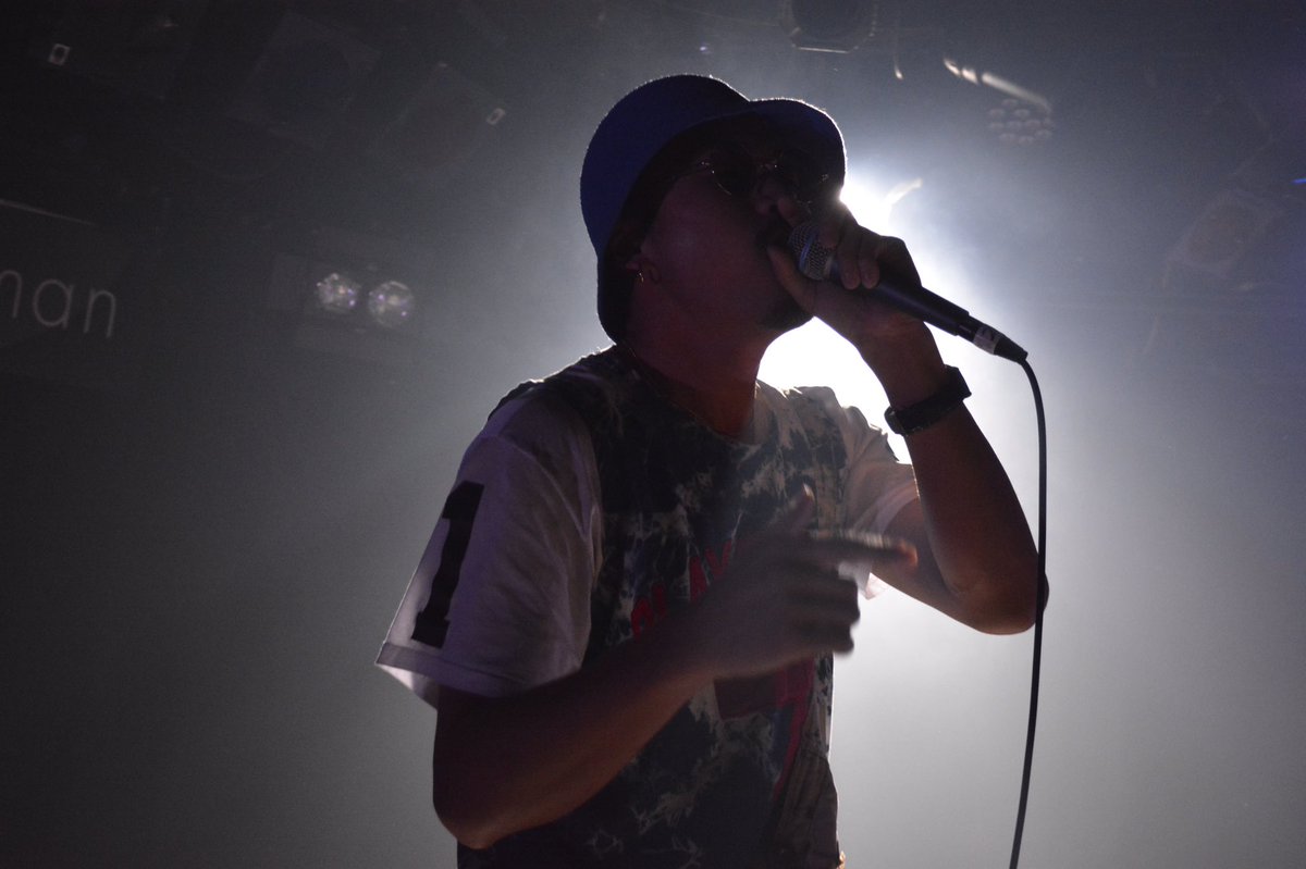 RNK_WAYZ____'s tweet photo. 心之助さん及びWAYZが私の生きる理由です!!!!!
なんと私個人、心ちゃんのアルバム出てからは初のソロライブ😭😭よかった😭なんか今日はLIVEに来れている嬉しさが何よりでものすごい楽しかったな☺️☺️☺️💕
#心之助 #WAYZ #es_plant https://t.co/YPsgzBVEl4