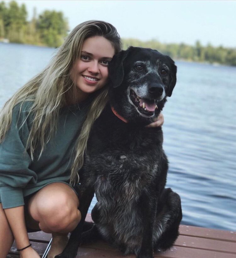 UNDGammaPhiBeta's tweet photo. Long weekends spent with sisters + pups + family are the best! Recruitment is only 11 days away sign up today!! #GoGreek #myund #gogreekund https://t.co/lsT2jvuaNt