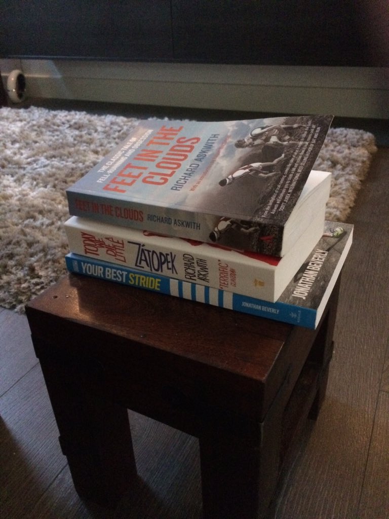 j73roxy's tweet photo. @sgjmacleod @johnyoungauthor Snap on one of them. https://t.co/k2swC44DH8