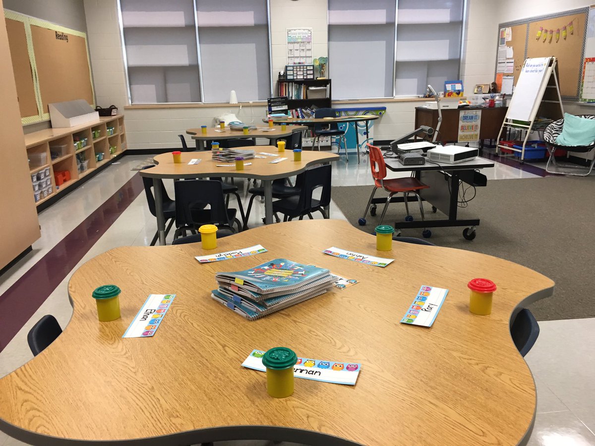 Mackenzie King PS tweet media