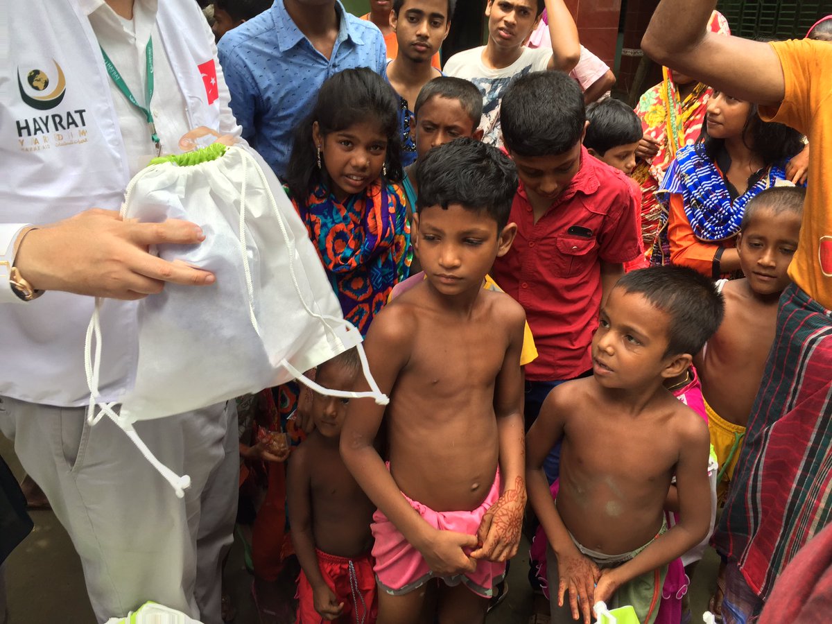 fmkandaz's tweet photo. #iyilikkurbanlayayilsin #Bangladesch #kurbanbayramı https://t.co/ONMzv79Uhp