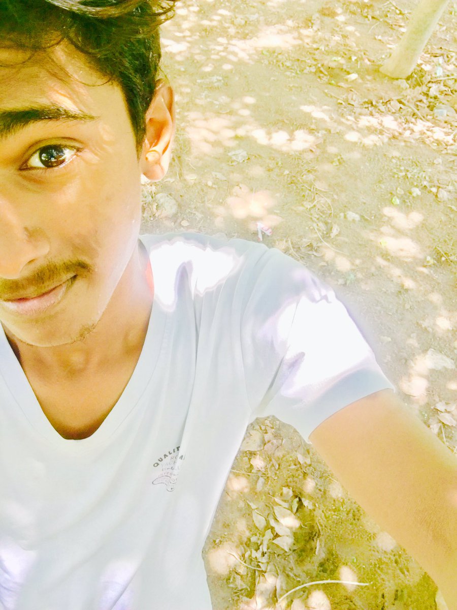KrishnaSivaji97's tweet photo. #Karimangalam #top1 #ip6s https://t.co/IVdP6zZ2hp