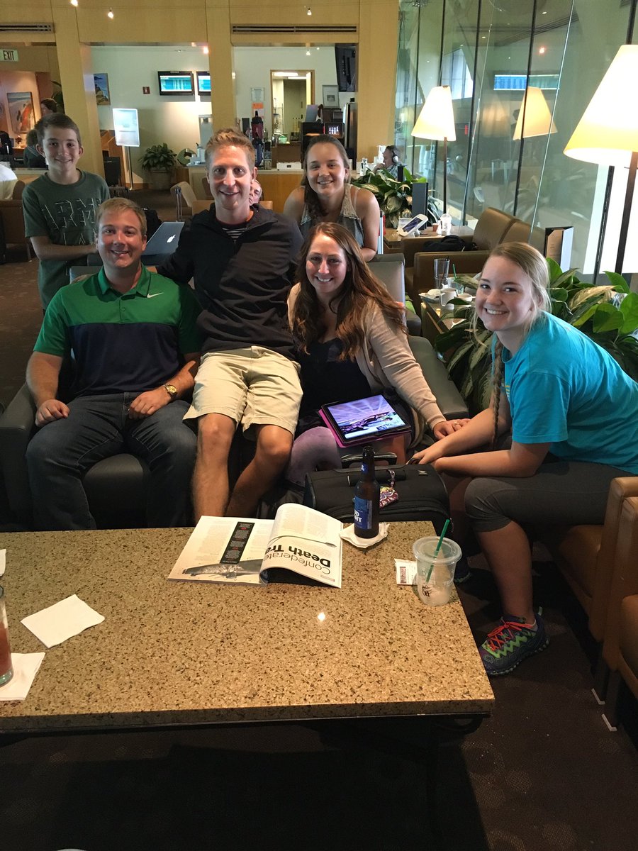 C_R_Stewart's tweet photo. Thank you SNA Admiral's Club Skippers for making us feel warm and special this Labor Day! #AmericanAirlines #thankyouamericanairlines https://t.co/nmozzxi1pF