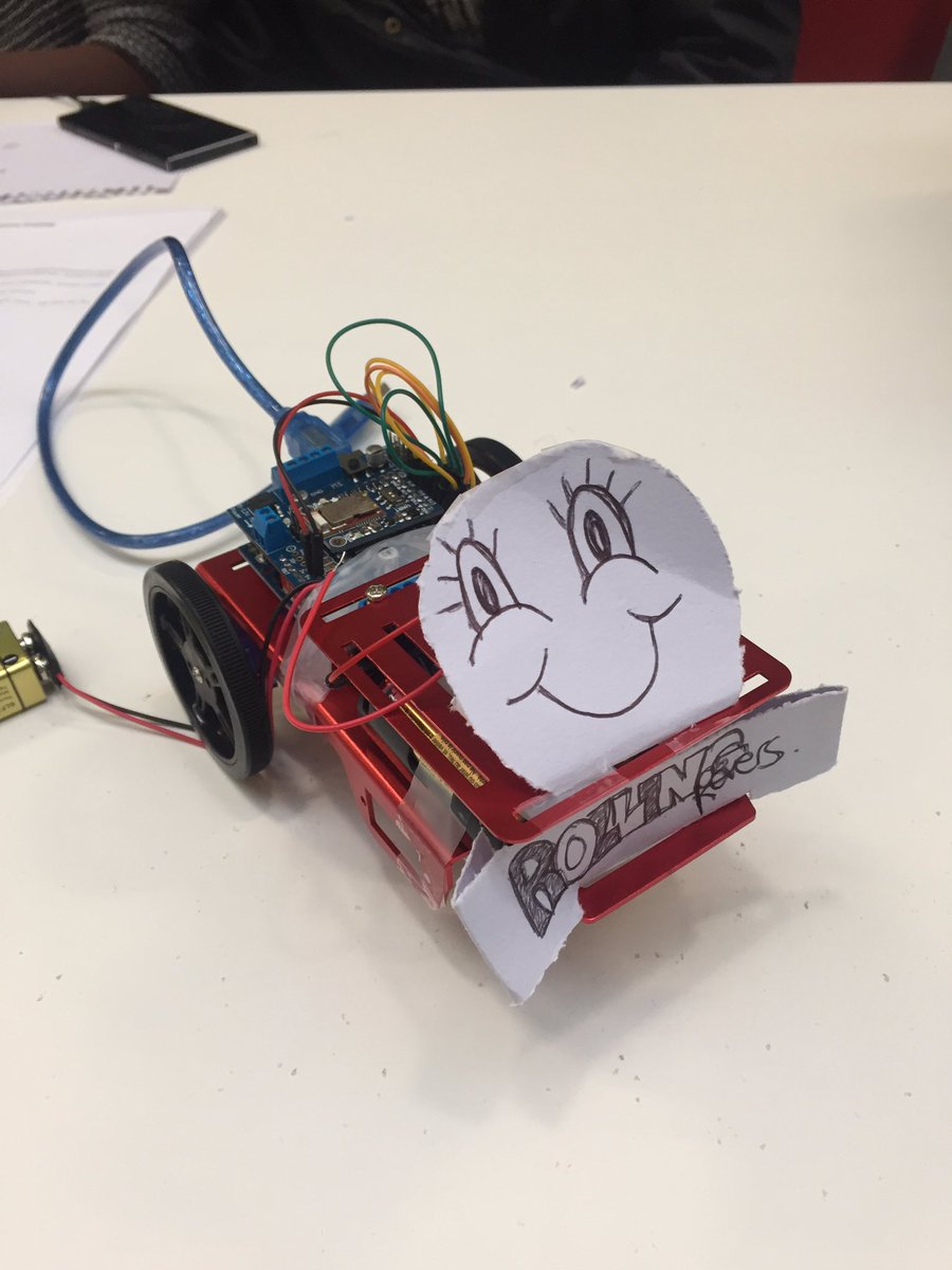 sjcolosimo's tweet image. Amazing #RobotsAndCode, with some awesome spirited robots made by #alt-c.